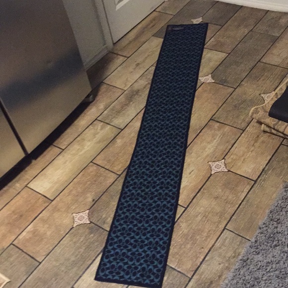 Coach XL scarf 🧣 like new - Picture 1 of 6